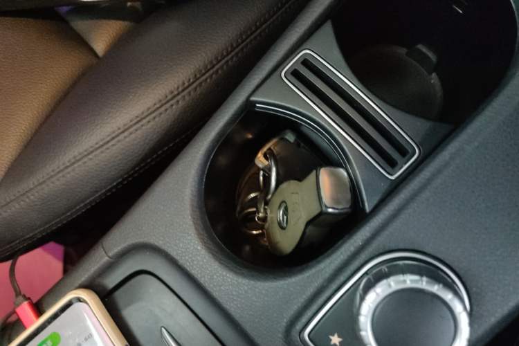 Used Mercedes-Benz CLA 2015 CLA 200
