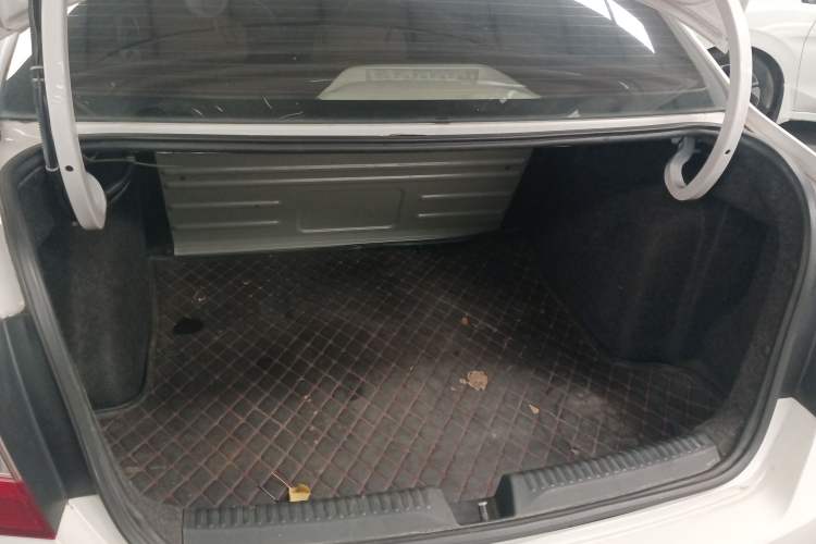 Used Skoda Rapid 2015 1.6L Automatic Smart Selection Model