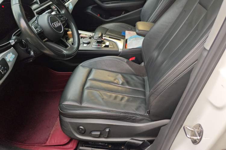 Used Audi A4L 2018 30th Anniversary Edition 40 TFSI Fashion Model