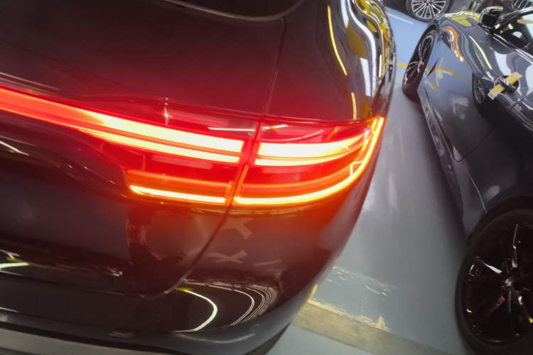 Used Porsche Macan 2023 Macan 2.0T
