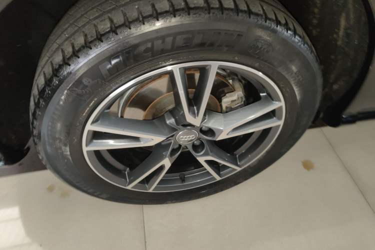Used Audi Q5L 2018 45 TFSI Prestige Fashion Edition China VI Emission Standard
