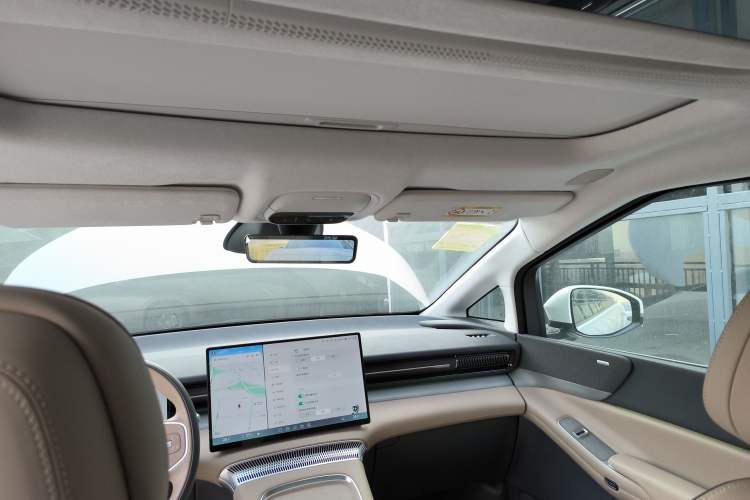 Used XPeng X9 2025 740 Ultra-Long Range Max