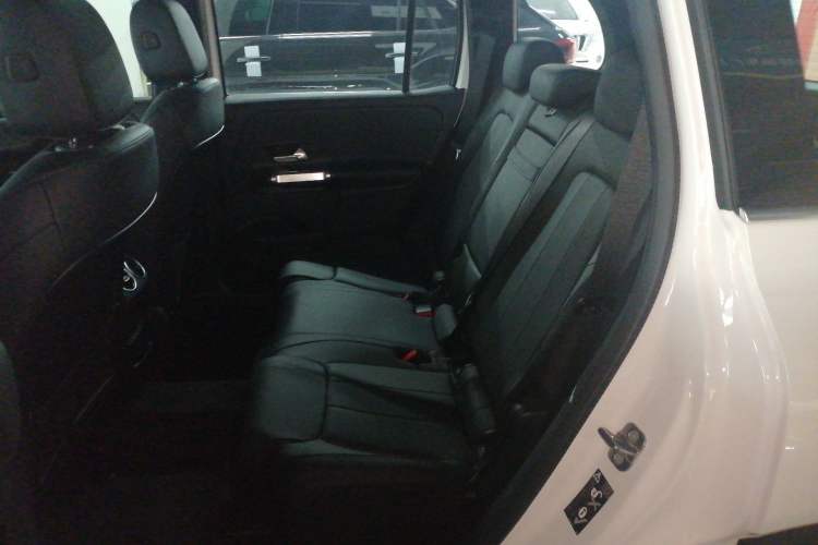 Used Mercedes-Benz GLB 2024 GLB 200 Dynamic Edition
