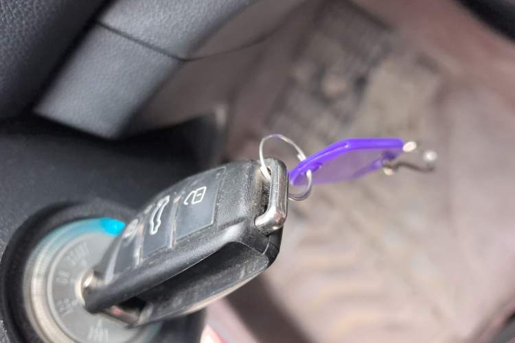 Used Changan Eado 2013 1.6L Automatic Junku Model China IV Standard
