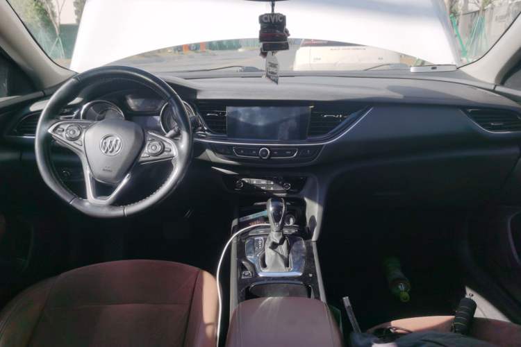 Used Buick Regal 2019 20T Luxury Model China VI Standard