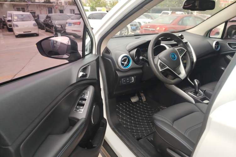 Used BYD Yuan New Energy 2018 EV360 Smart Connect Cool Edition
