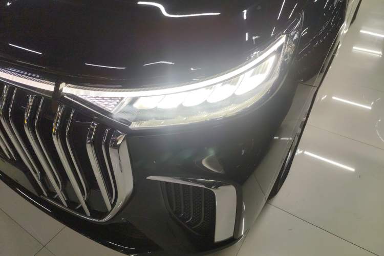 Used VOYAH Dream 2024 PHEV Extended-Range Premium Edition
