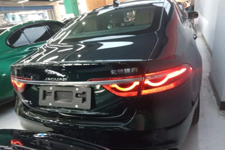 Used Jaguar XFL 2024 2.0T P250 Two-Wheel Drive Prestige Luxury Edition