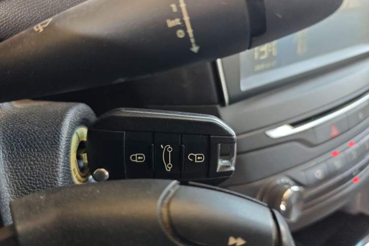 Used Peugeot 408 2014 1.8L Automatic Leading Edition