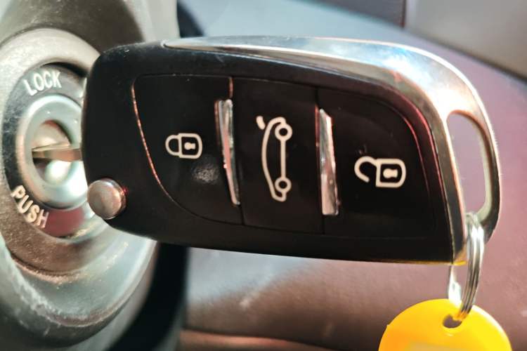 Used Hyundai Elantra 2015 1.6L Automatic Fashion Model