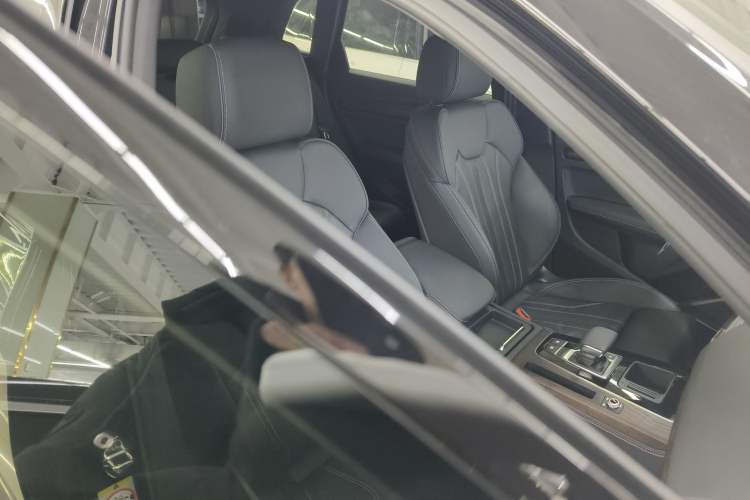 Used Audi Q5L 2024 45 TFSI Luxury Dynamic Model
