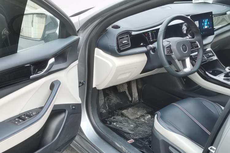 Used BYD Qin PLUS 2021 DM-i 55KM Prestige Model
