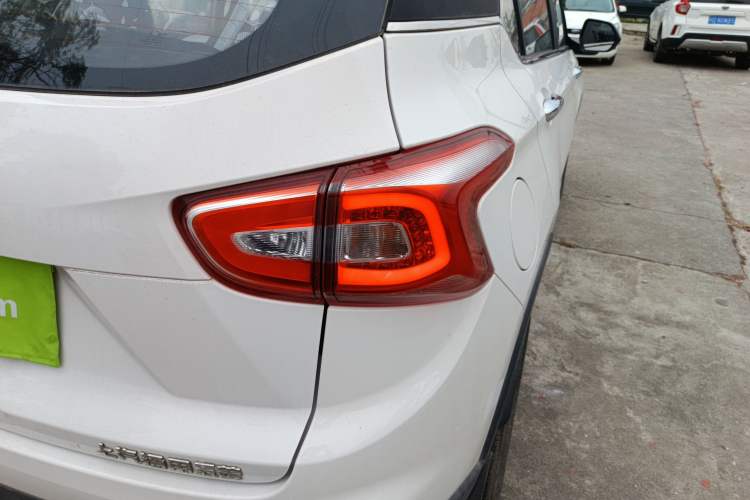 Used Baojun 510 2017 1.5L Manual Fashion Model
