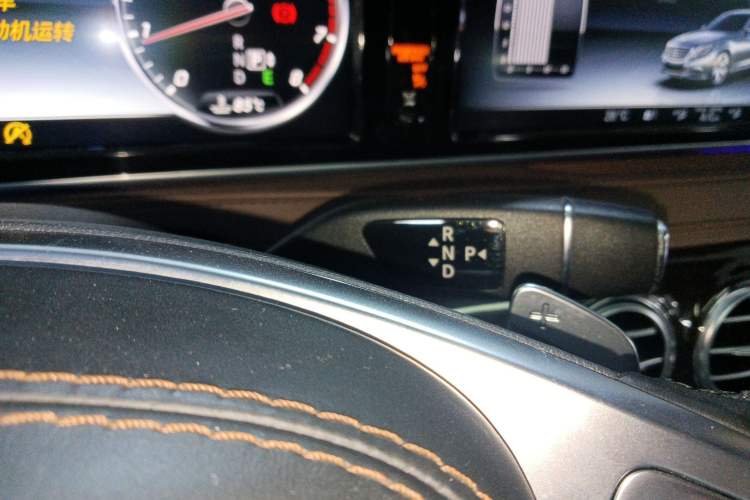 Used Mercedes-Benz S-Class 2016 S 320 L Business Model
