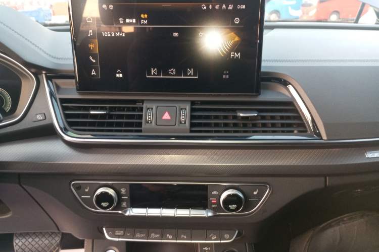 Used Audi Q5L 2022 40T Luxury Dynamic Model
