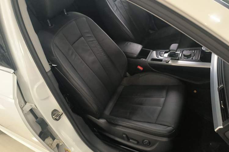 Used Audi A4L 2017 Plus 40 TFSI Fashion Model
