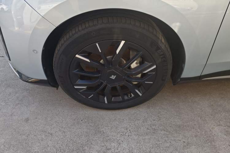 Used  HT 2023 670鸥翼 Ultra-High Voltage NDA Version
