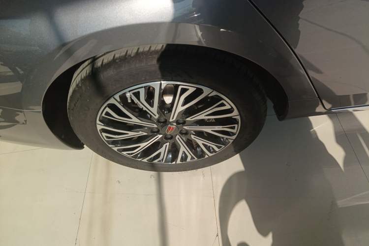 Used Hongqi H5 2023 2.0T Automatic Smart Connect Flagship Edition
