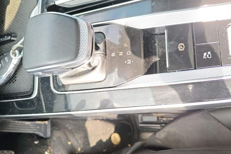 Used Hongqi HS5 2023 2.0T Qixiang Pro Edition
