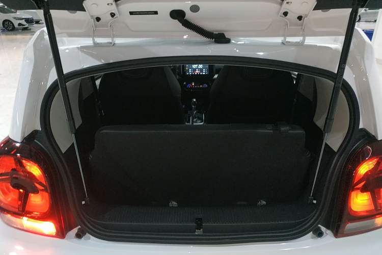 Used Roewe Clever 2022 311km QiQi BoBo Edition
