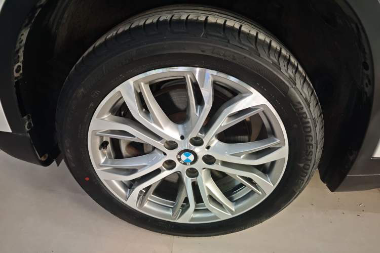 Used BMW X1 2019 sDrive20Li Leading Model
