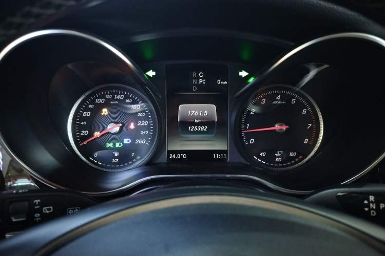 Used Mercedes-Benz V-Class 2018 V 260 L Prestige Extended Version China VI
