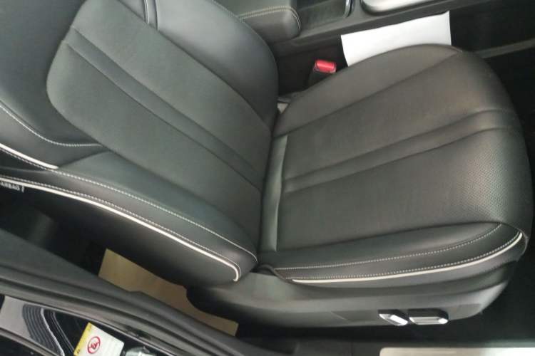 Used Tank 300 2023 City Edition 2.0T—Stylish as Ever
