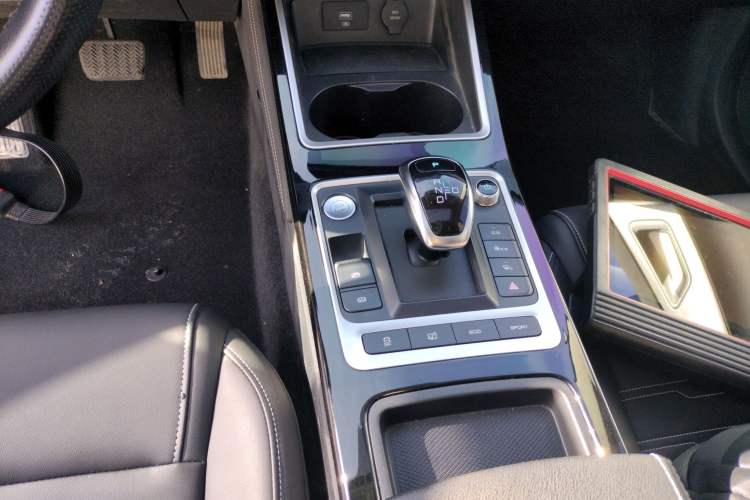 Used BYD Qin New Energy 2019 High-Range Luxury Model