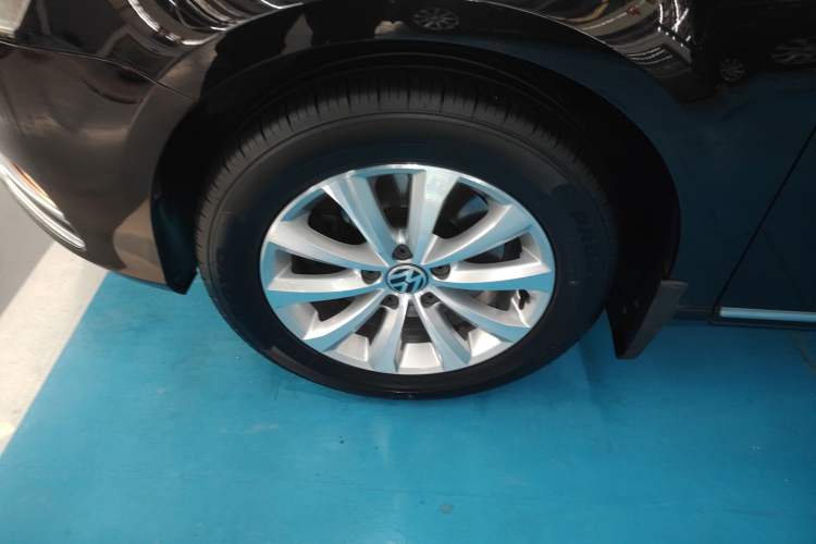 Used Volkswagen Magotan 2015 Facelift 1.8TSI Luxury Model