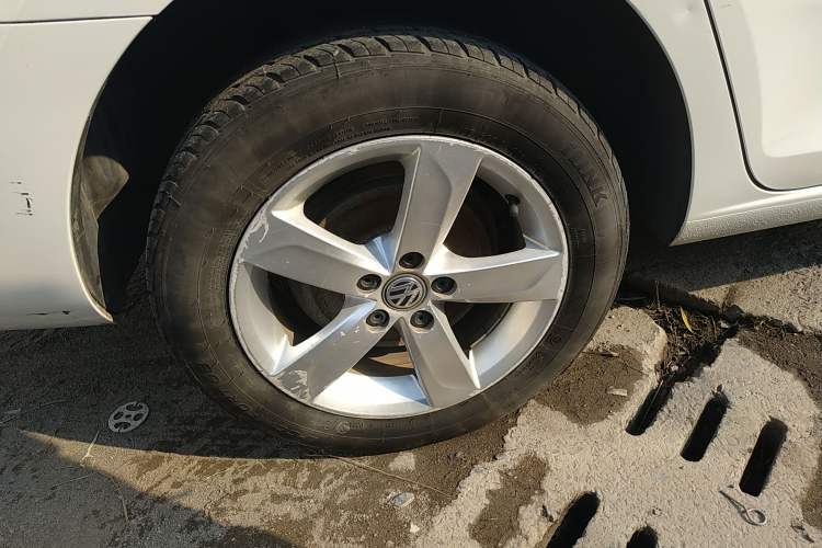 Used Volkswagen Santana 2015 1.6L Automatic Comfort Edition
