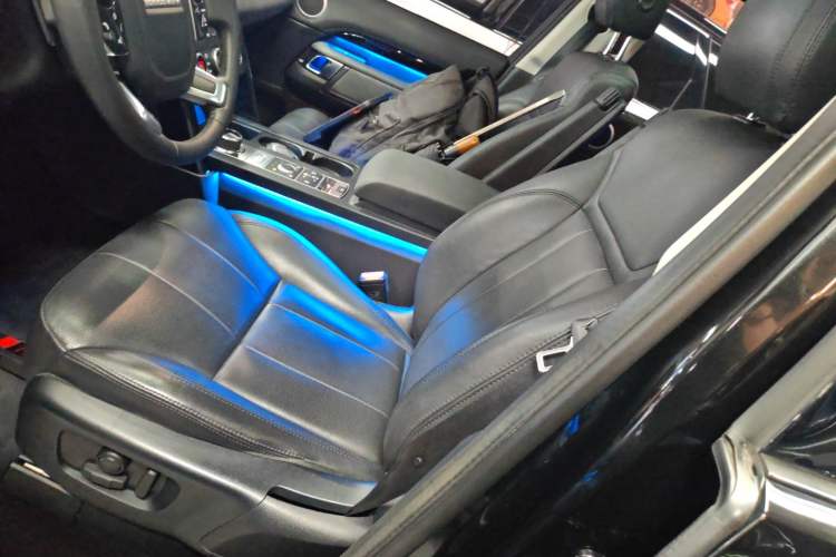 Used Land Rover Discovery 2018 3.0 SC V6 SE
