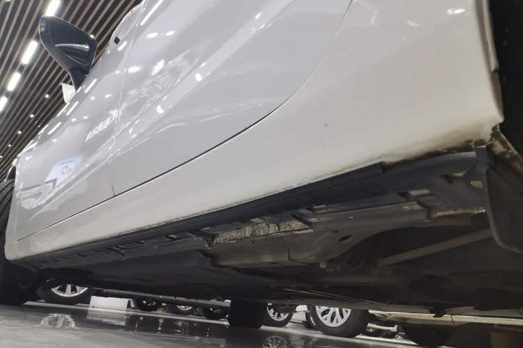 Used Mazda Atenza 2014 2.0L Blue Sky Luxury Edition