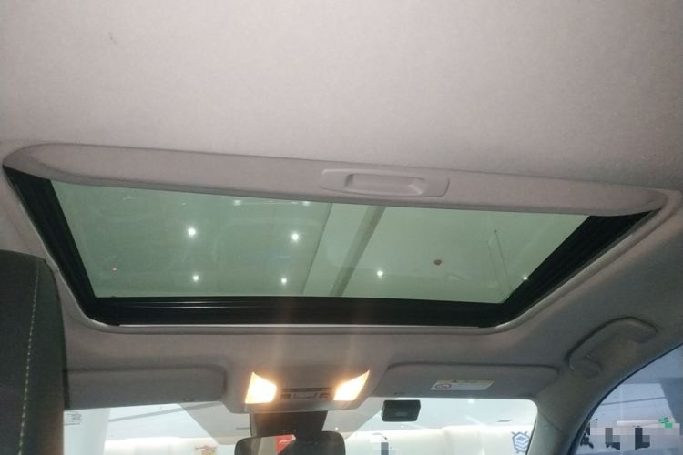 Used Toyota RAV4 2022 2.0L CVT 4x4 Style Plus Edition
