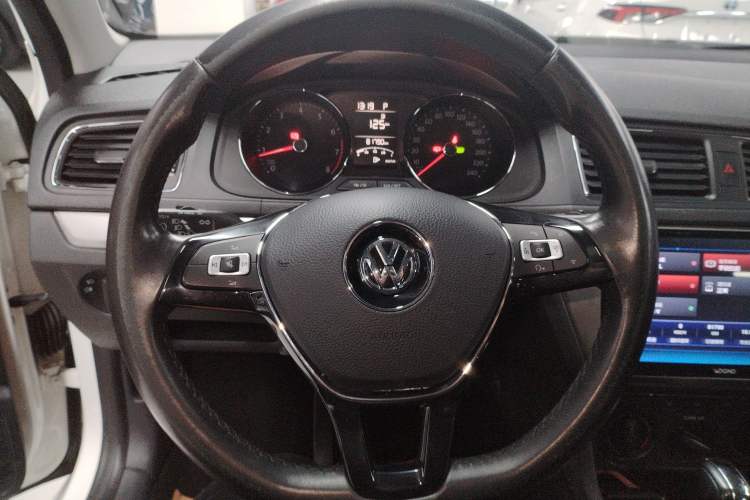 Used Volkswagen Lavida 2017 1.6L Automatic Comfort Edition