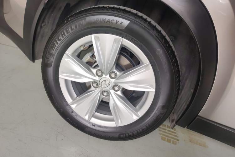 Used Lexus UX 2022 260h Explore-Cool Edition