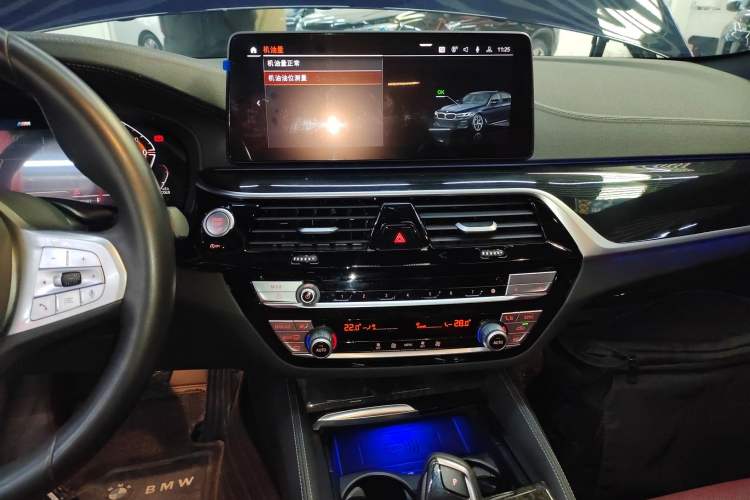 Used BMW 5 Series 2022 Second Facelift 525Li M Sport Package