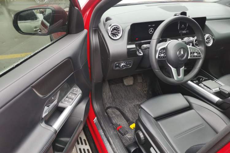 Used Mercedes-Benz GLA 2022 Facelifted GLA 200
