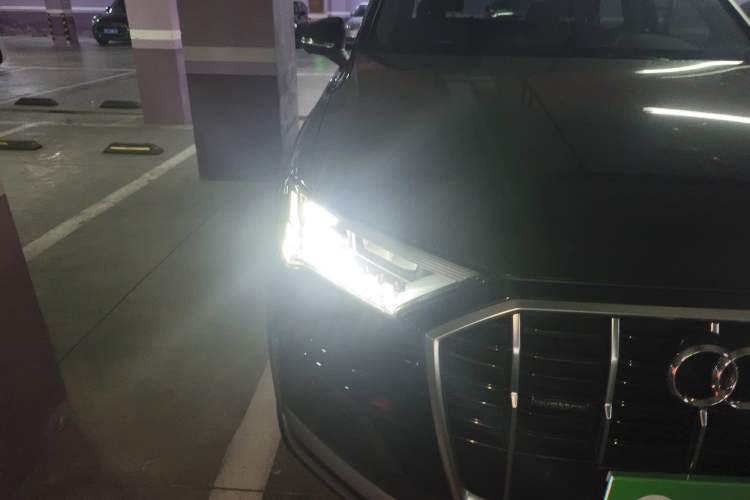 Used Audi Q7 2023 45 TFSI quattro S line Sport model