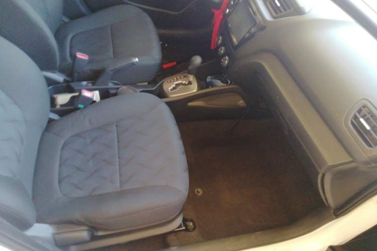 Used Kia K2 2015 Sedan 1.4L Automatic GLS