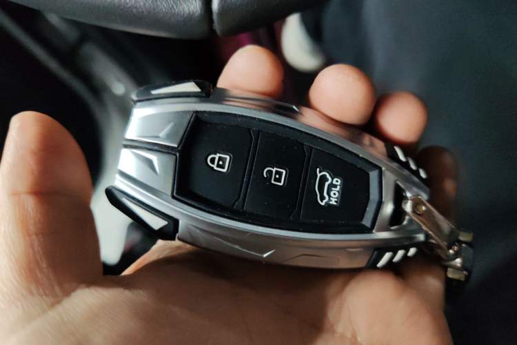 Used Hyundai ix35 2023 Musso 2.0L Deluxe Edition DLX
