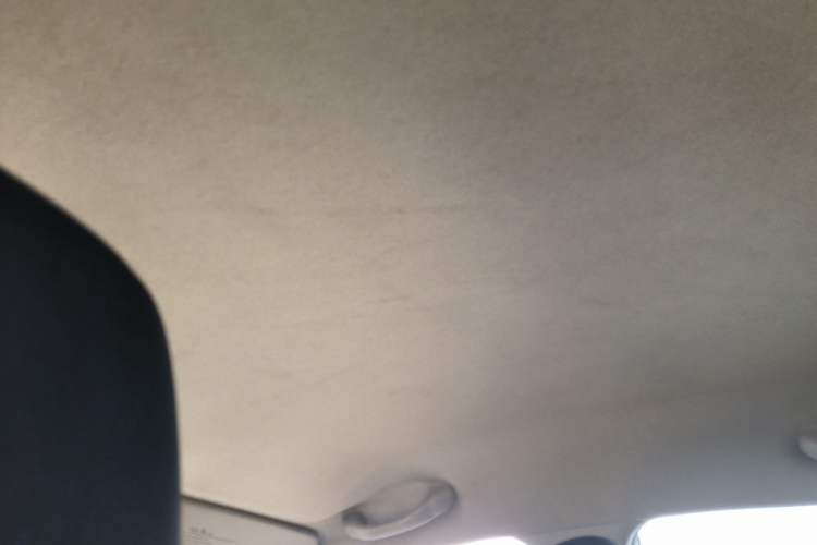 Used Kia K2 2015 Sedan 1.4L MT GLS