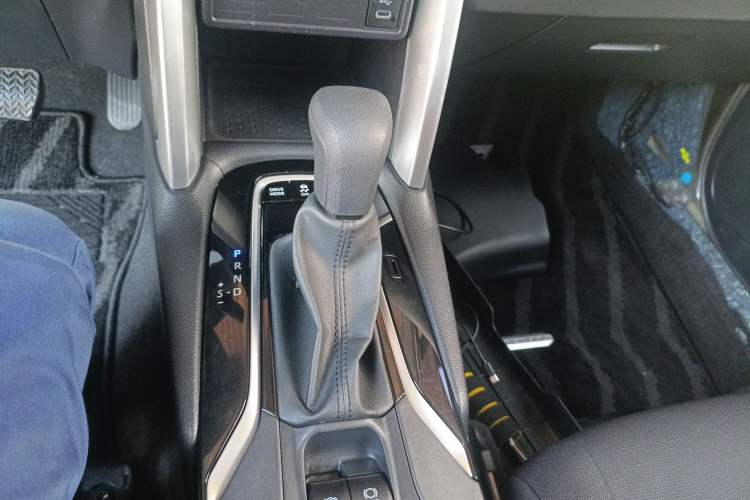 Used Toyota Corolla Cross 2023 Dual-Motor 2.0L Pioneer Edition
