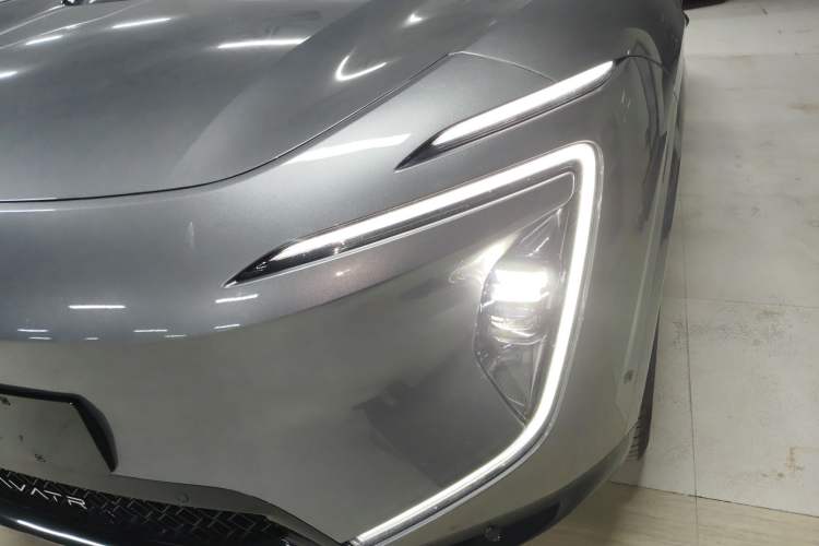 Used  07 2024 Max Extended-Range Edition
