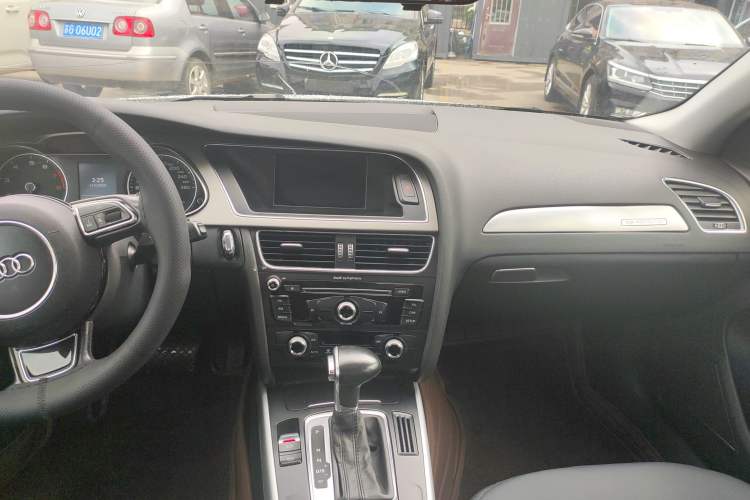 Used Audi A4L 2015 35 TFSI Automatic Standard Model
