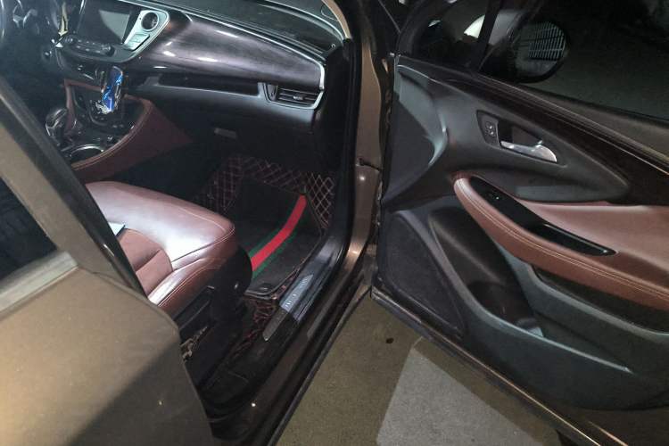 Used Buick Envision 2017 28T Four-Wheel Drive Elite Model
