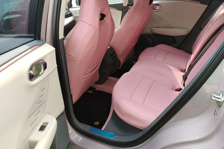 Used Lynk & Co 06 EM-P 2023 EM-P 126 Long-Range Halo