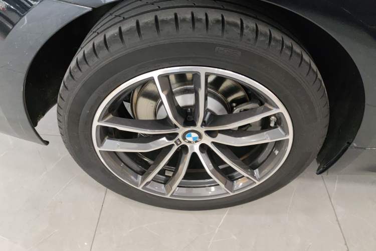 Used BMW 5 Series 2022 Second Facelift 525Li M Sport Package