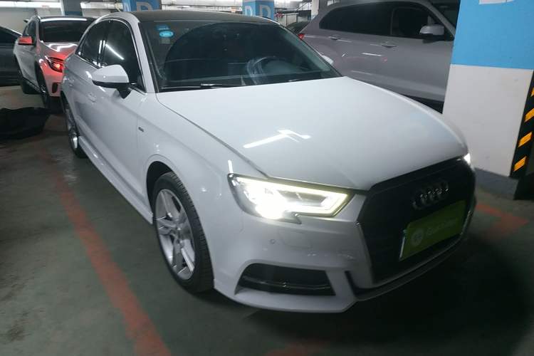 Used Audi A3 2019 Limousine 35 TFSI Fashion Edition China VI Emission Standard
