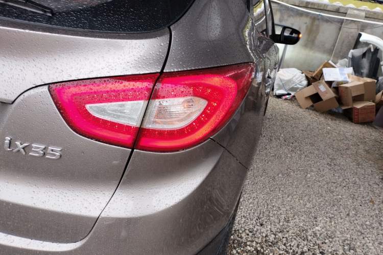 Used Hyundai ix35 2013 2.0L Automatic Two-Wheel Drive Smart GLS China IV Standard