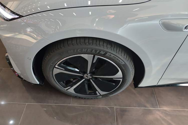 Used Nio ET5T 2025 75 kWh Touring